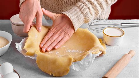 Esquema paso a paso para la elaboración de una masa de tarta dulce artesanal