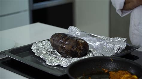 Morcilla de Burgos al horno con pimientos