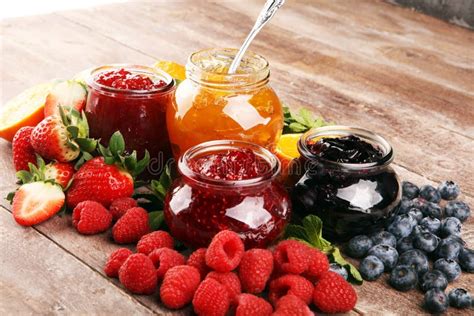 Variedad de frutas para mermelada