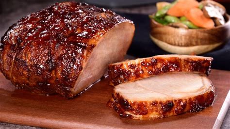 lomo de cerdo caramelizado en sartén con salsa