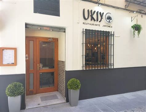fachada del restaurante Ukiyo Sushi