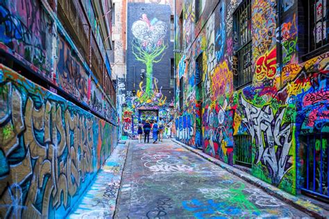Murales de esténcil en Hosier Lane, Melbourne, Australia