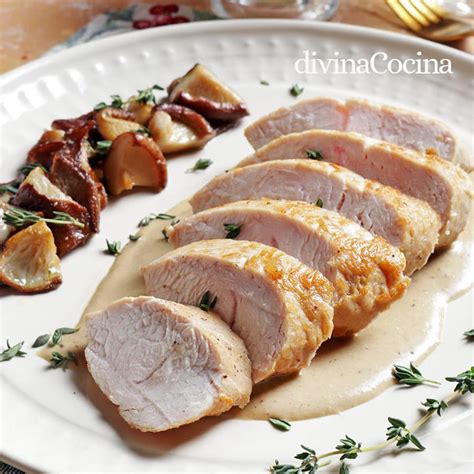 Plato de solomillo de pavo con salsa de membrillo.