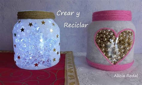 Frascos de vidrio decorados con encaje como portavelas
