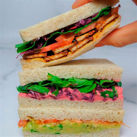 Variedad de sándwiches vegetarianos
