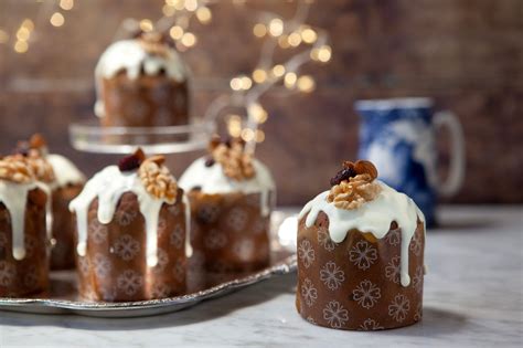 Foto de muffins de pan de pascua decorados