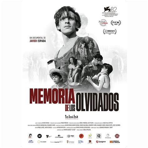 Cartel o fotograma promocional de la película mostrando a Luis Buñuel y su equipo en Las Hurdes