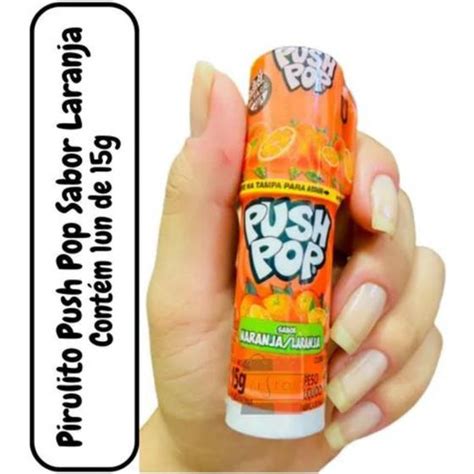 Diseño original del Push Pop con el dedo empujando el caramelo hacia arriba