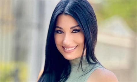 Retrato fotográfico de la actriz Heydy González Quesada