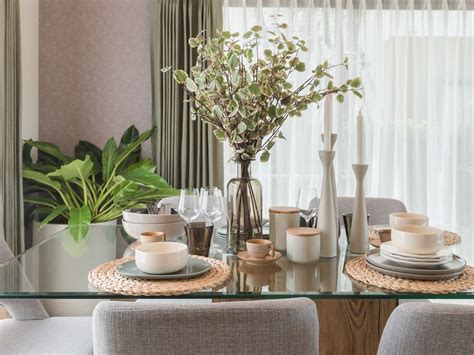 Centro de mesa bajo y elegante para mesa de comedor