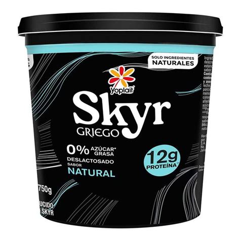 Variedad de tipos de yogurt, incluyendo natural, griego y Skyr
