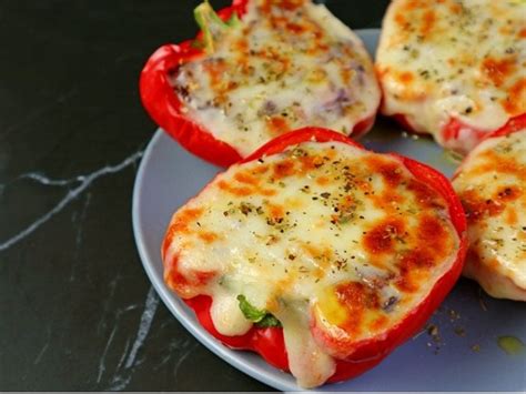 Pimientos rellenos de cecina y queso