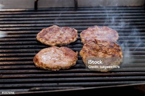hamburguesas de cerdo cubanas a la parrilla