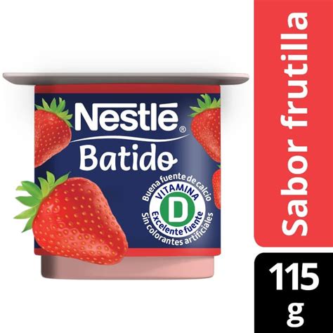 Fotografía publicitaria del envase de yoghurt batido Nestlé Frutilla mostrando su textura cremosa y color natural.