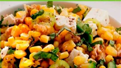 Ensalada de choclo con ciboulette y aceite de oliva