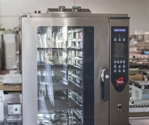 Infografía comparativa de diferentes tipos de hornos industriales: convección, eléctrico, a gas, rotativo.