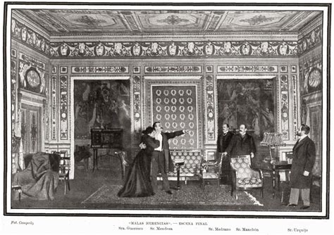 Espectáculo de cabaret parisino de principios del siglo XX