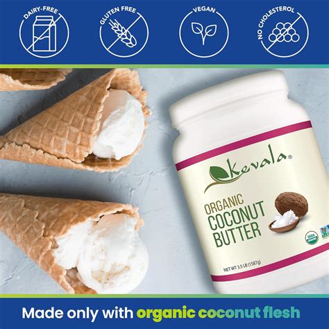 Imagen de primer plano de un frasco de mantequilla de coco Kevala con su textura cremosa característica