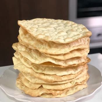Discos de masa de hojarasca horneados