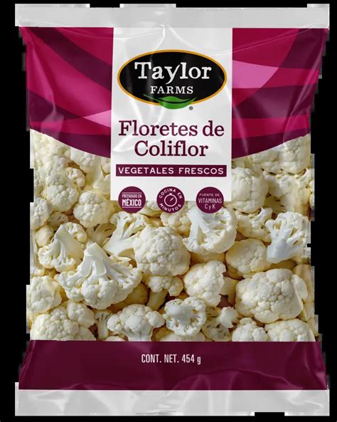 Floretes de coliflor cocidos en un refractario listos para gratinar