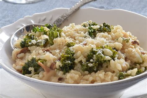 Plato de risotto de kale y setas
