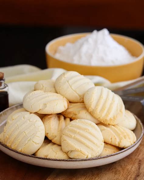 Ingredientes cremosos para la base de galletas de maicena