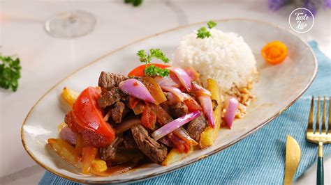 Detalle de un plato de Lomo Saltado