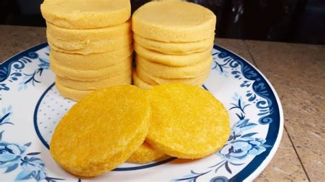 Imagen de tortillas panameñas recién hechas y doradas