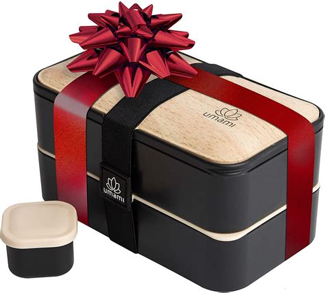 Diversos tipos de fiambreras bento: plástico, metal, madera