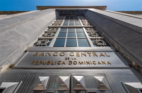 Esquema de las principales funciones de un Banco Central en relación con las estadísticas macroeconómicas y el PIB.