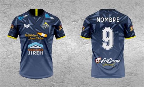 Esquema de diseño de camiseta de fútbol con opciones personalizables