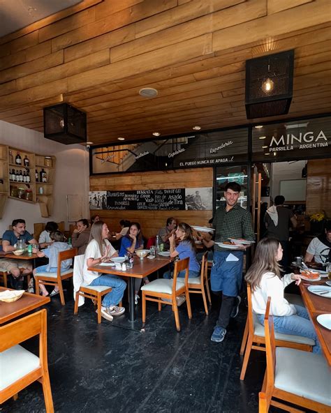 Fachada o interior del restaurante Miranda Parrilla en Palermo Hollywood