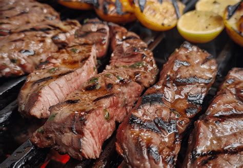Plato de entraña a la parrilla con guarnición