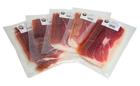 Jamón envasado al vacío listo para su conservación
