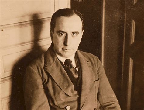 Retrato fotográfico de Vicente Huidobro en sus años de vanguardia en París