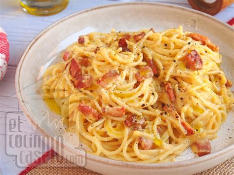 Paso a paso de la elaboración de la salsa carbonara en sartén
