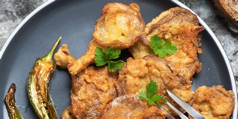 Setas shimeji rebozadas en tempura