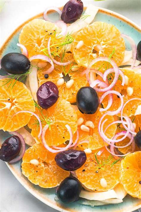 Ensalada fresca siciliana con cítricos, hinojo y anchoas