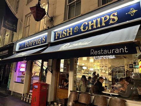 Ilustración histórica de una tienda de Fish and Chips en Londres del siglo XIX