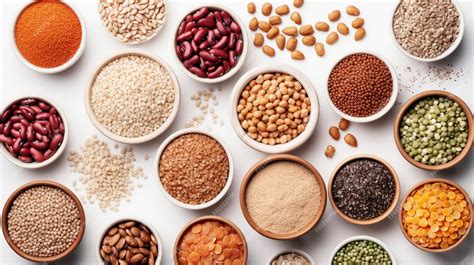 Fotografía: Diferentes tipos de legumbres y cereales utilizados como base para hamburguesas.