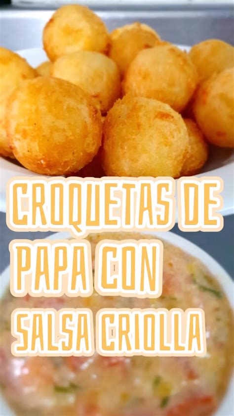 Molde con capas de papa, leche y queso listo para hornear.