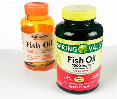 imagen de suplementos de aceite de pescado en cápsulas.