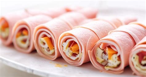 Variedad de ingredientes para rollitos de queso