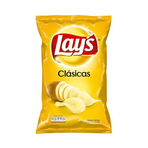 Imagen de un paquete de papas fritas bien sellado en un lugar fresco y seco
