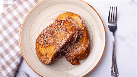 Comparación visual de torrijas y french toast