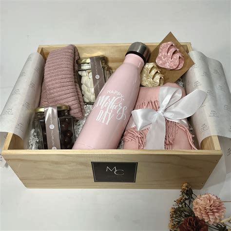 Ejemplo de caja de regalo multiproductos para el Día de la Madre