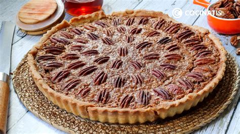infografía con los pasos clave para hacer la tarta de nueces pecanas