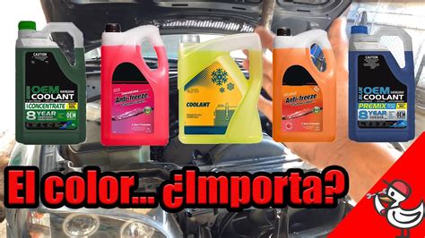 imagen de diferentes tipos de botellas de anticongelante con distintas etiquetas de colores