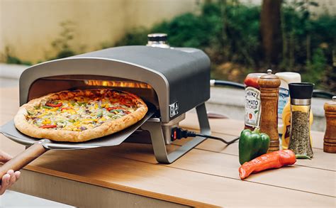 Horno de pizza a la piedra con llama