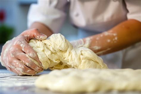 foto de la textura de la masa antes de entrar al horno